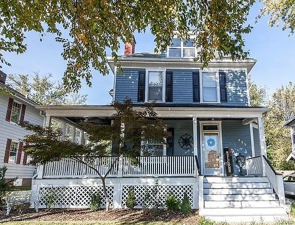 435 S Elm Ave photo 1