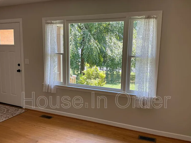 6 Forge Dr — Photo 9