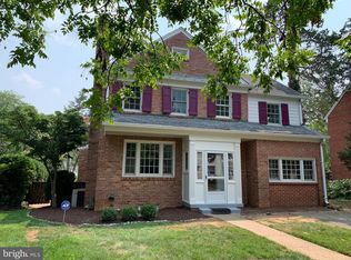 3120 Winnett Rd, Chevy Chase, MD 20815