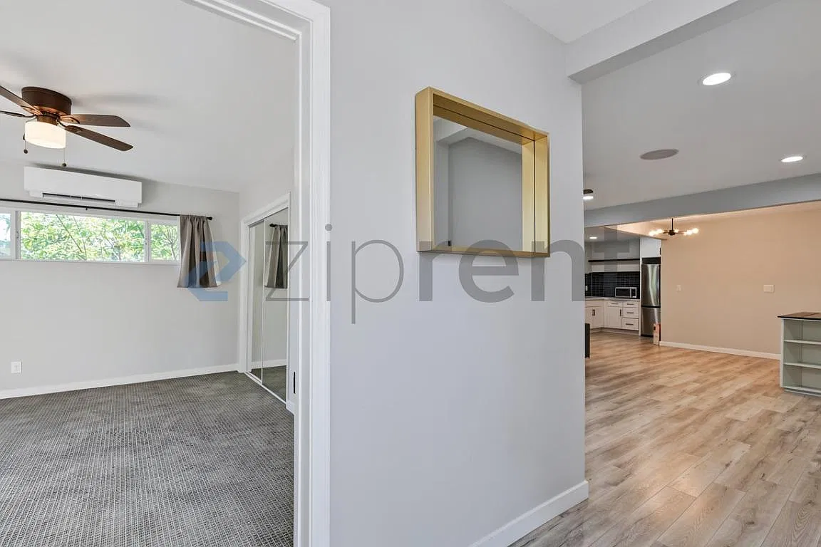 3 bed, 1328400 sqft, $6,500 — Photo 3