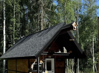 1260 Whistling Swan Dr, Fairbanks, AK 99712