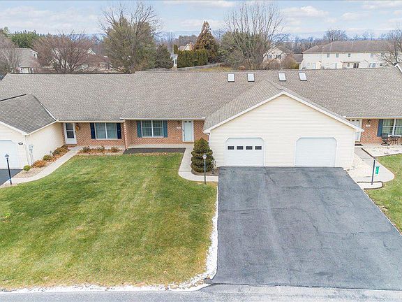 3rd image of 3459 Glen Eagles Dr
