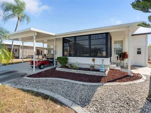 713 Riverview Cir, North Port, FL 34287