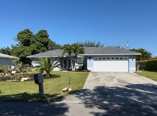 203 Kamal Pkwy, Cape Coral, FL 33904