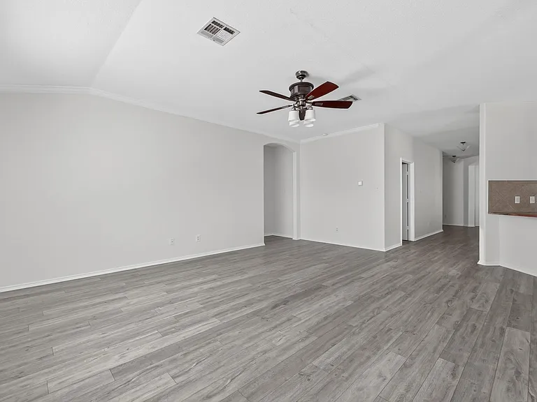 315 Waterlily Way — Photo 33