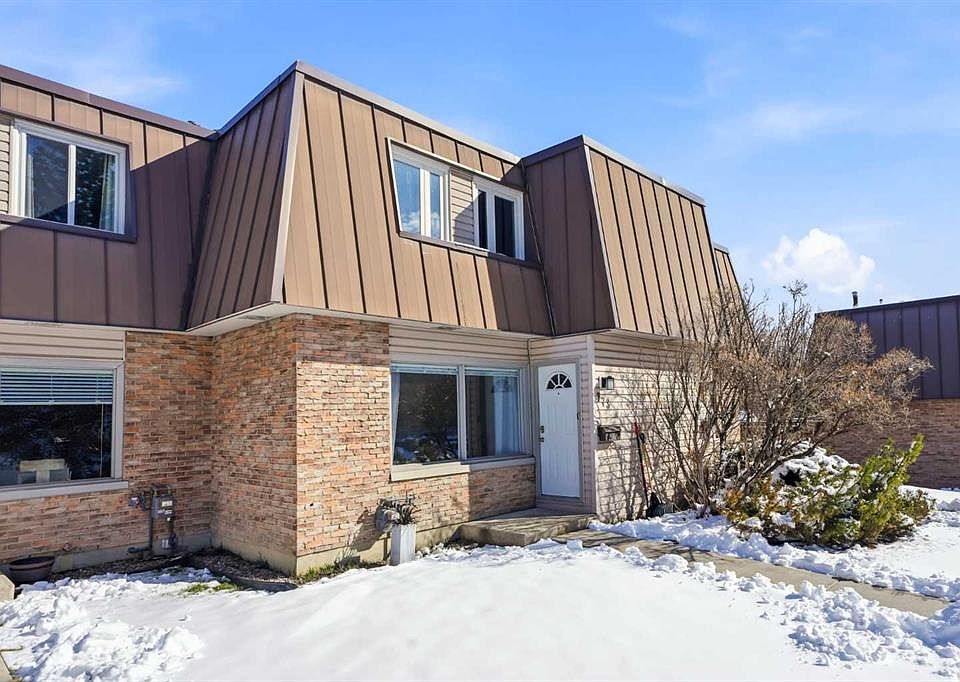 1st image of 773 S Kingsmere Cres SW