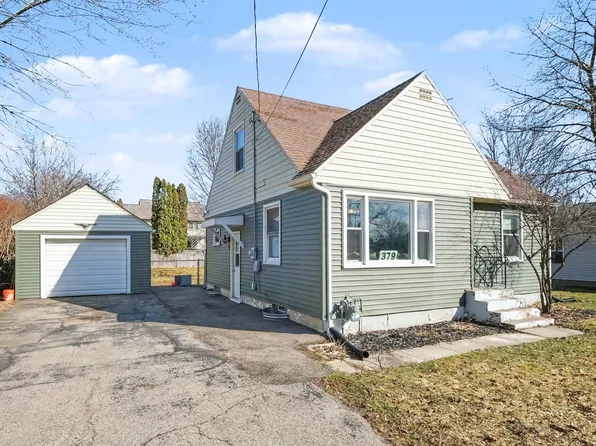 379 E Muskegon St, Cedar Springs, MI 49319
