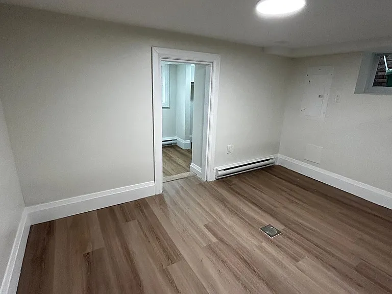 659 Vaughan Rd #3 — Photo 11