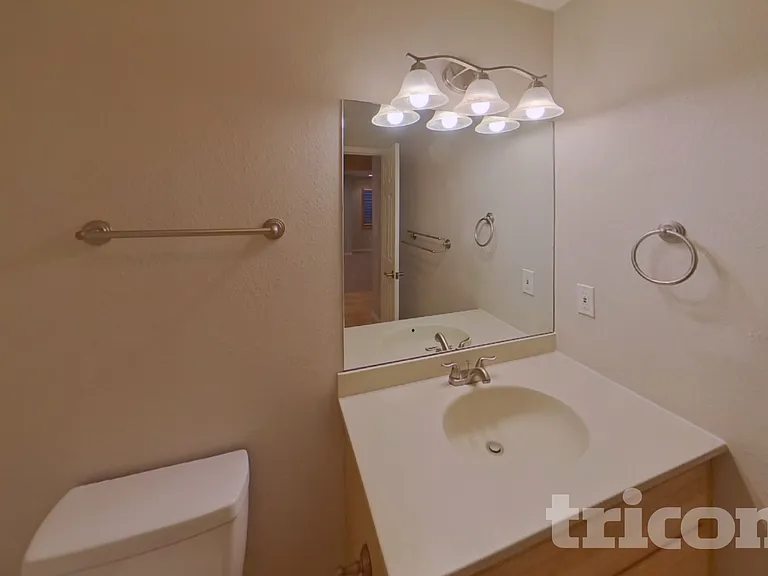 656 Golden Eagle Dr — Photo 12