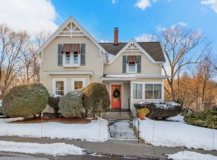 41 Walnut St, Hudson, MA 01749