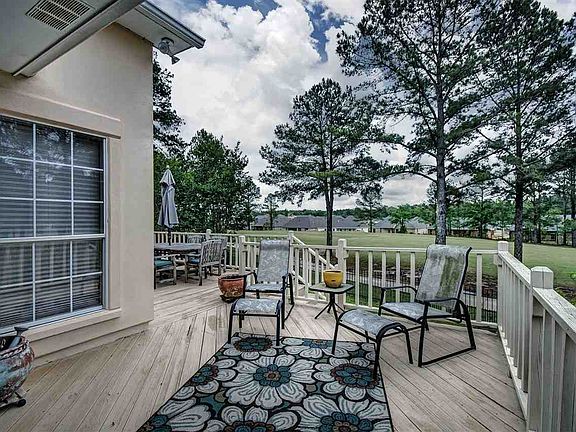 3rd image of 170 Apple Blossom Dr