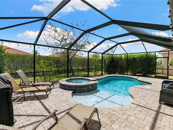 3215 Birchin LN, FORT MYERS, FL 33916
