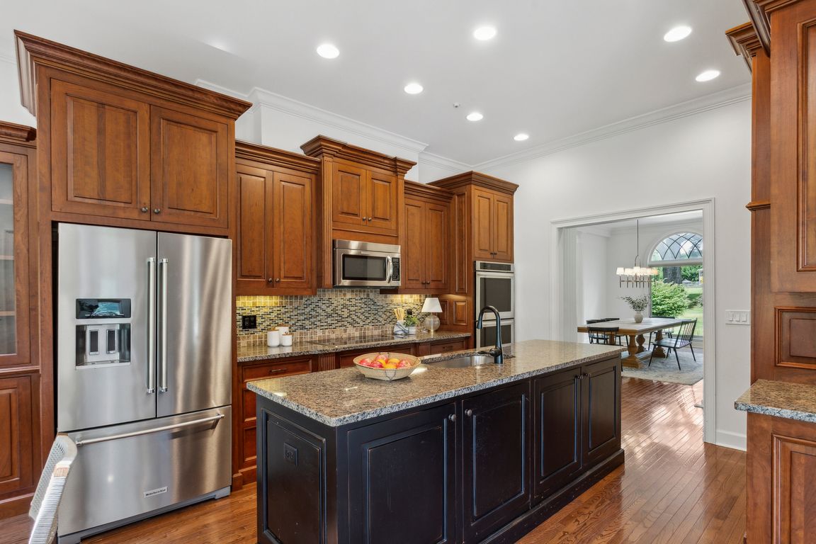 4.1 Kitchen