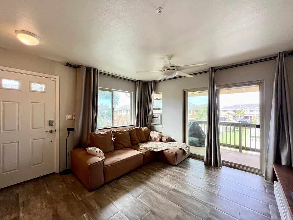 801 Kakala St #1408