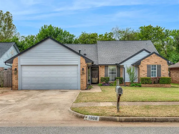 1908 Edgewater Ln, Edmond, OK 73013