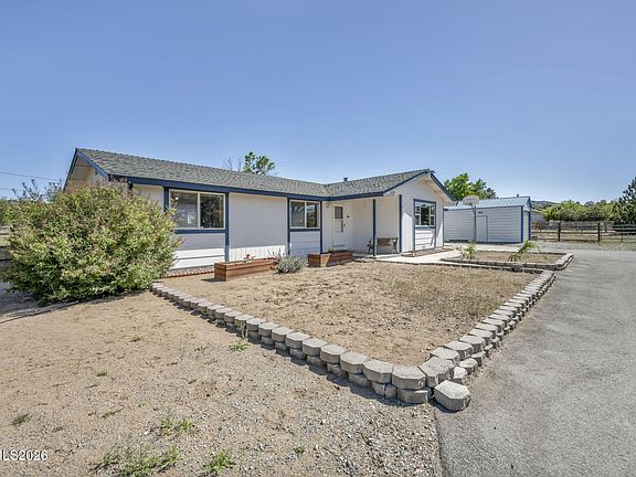 3rd image of 2705 Valley View Dr
