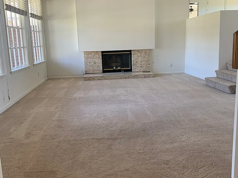 228 W Avenida De Las Flores — Photo 7