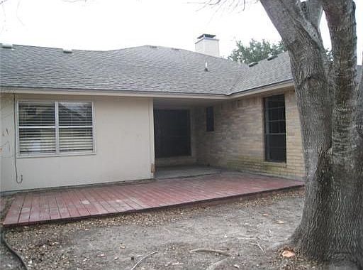 2nd image of 7433 Lake Maggorie Dr
