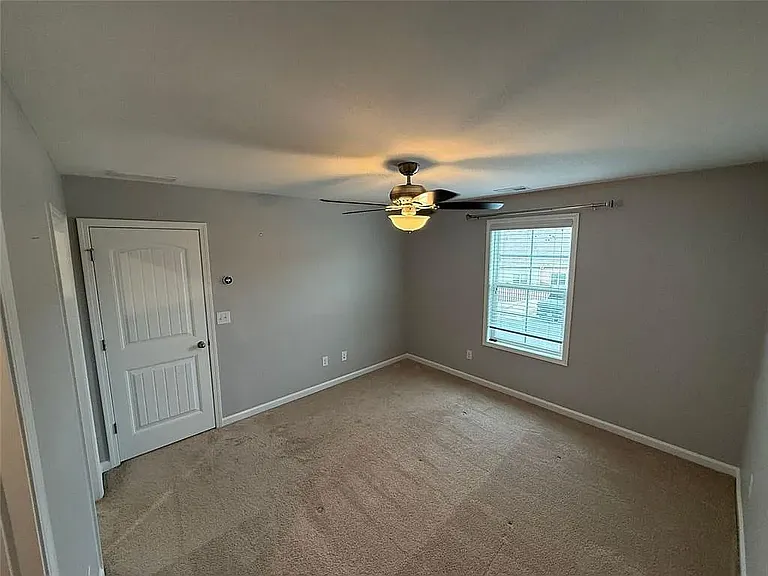 2460 Laurel Gate Ln — Photo 16