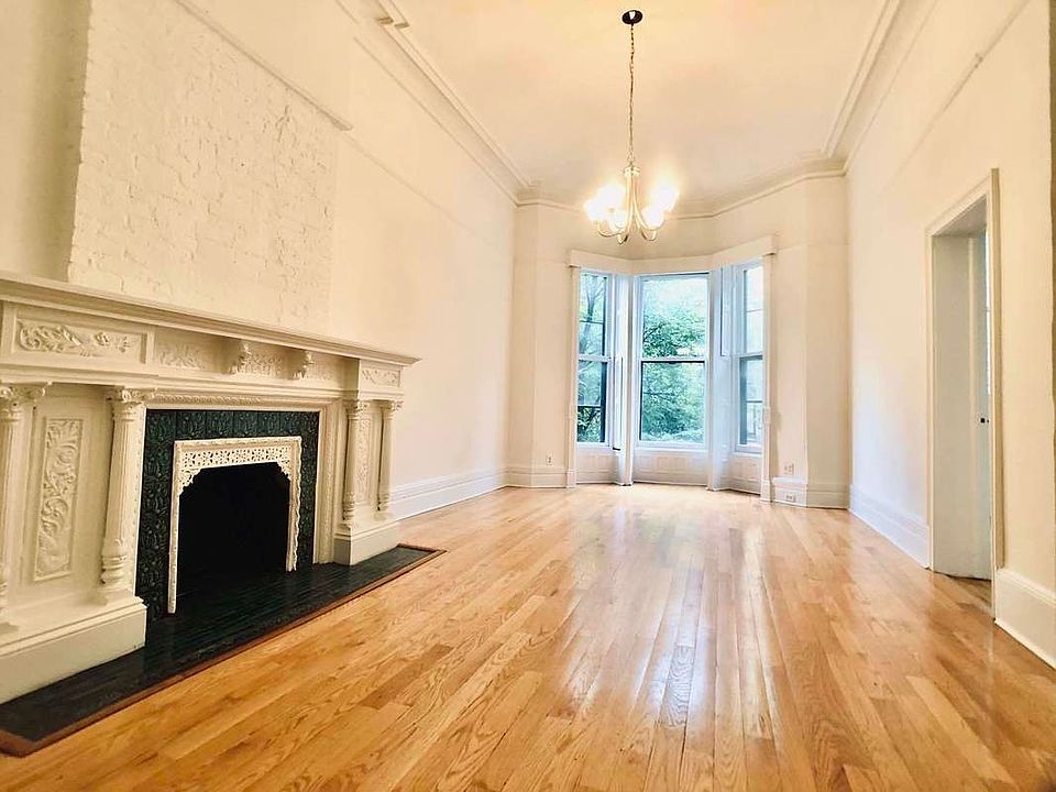 1st image of 926 President St #2FF
