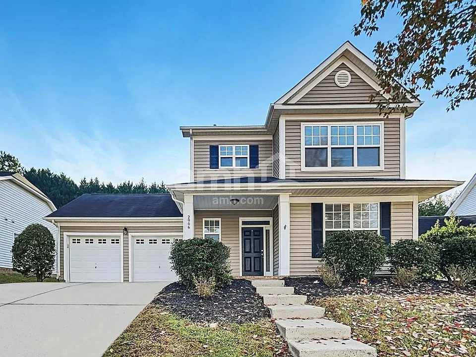 2006 Sugarbush Dr