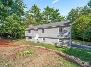 11 Beaver Ln, Bedford, NH 03110