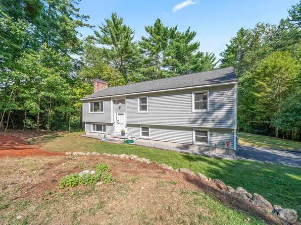 11 Beaver Lane, Bedford, NH 03110