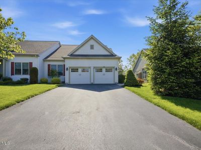 86 Meldon Circle, Queensbury, NY, 12804