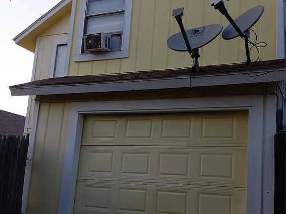 5th image of 10328 New Bedford Dr