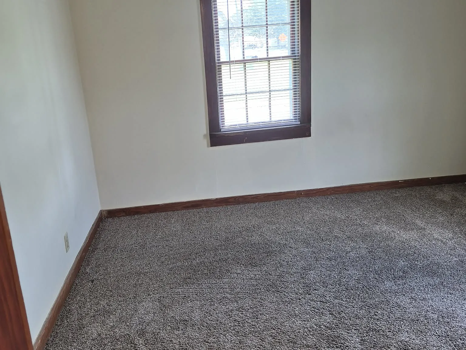 2 bed, 672 sqft, $750 — Photo 4