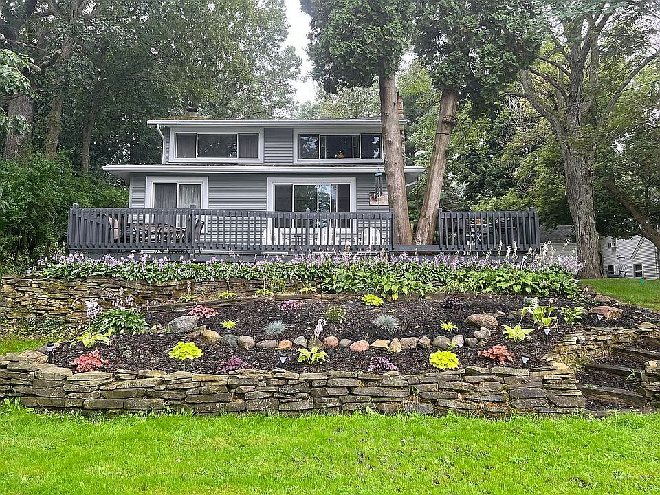 1st image of 569 S Woodland Dr