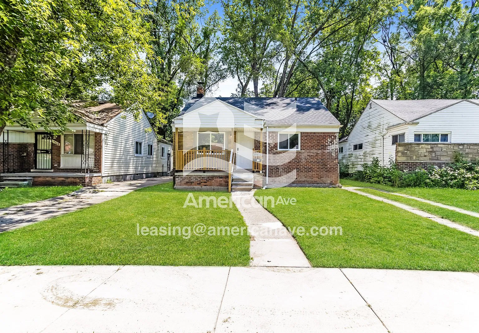 3 bed, 1.0 bath, 882 sqft, $1,250 — Photo 1