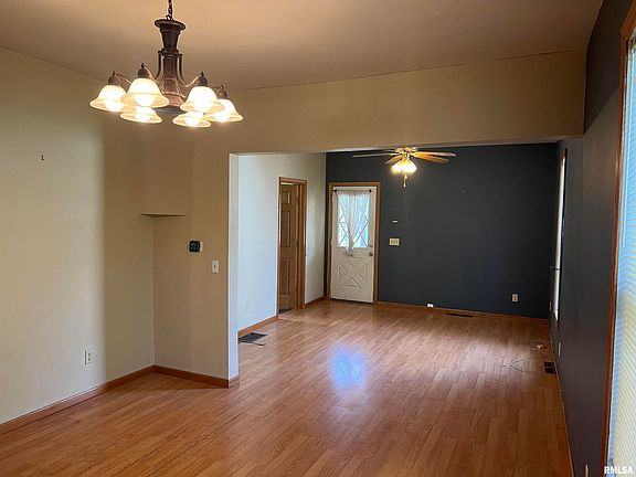 4th image of 603 W Woodbury St