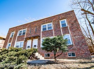627 N 41st St #1, Omaha, NE 68131