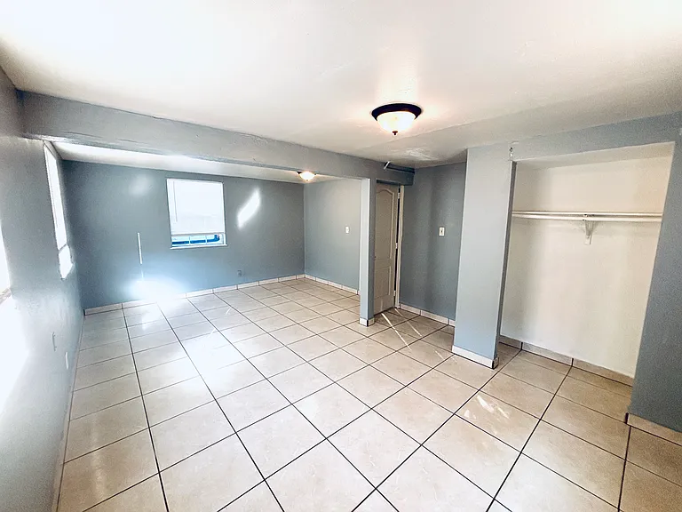 1203 Harrington Ave #C — Photo 14