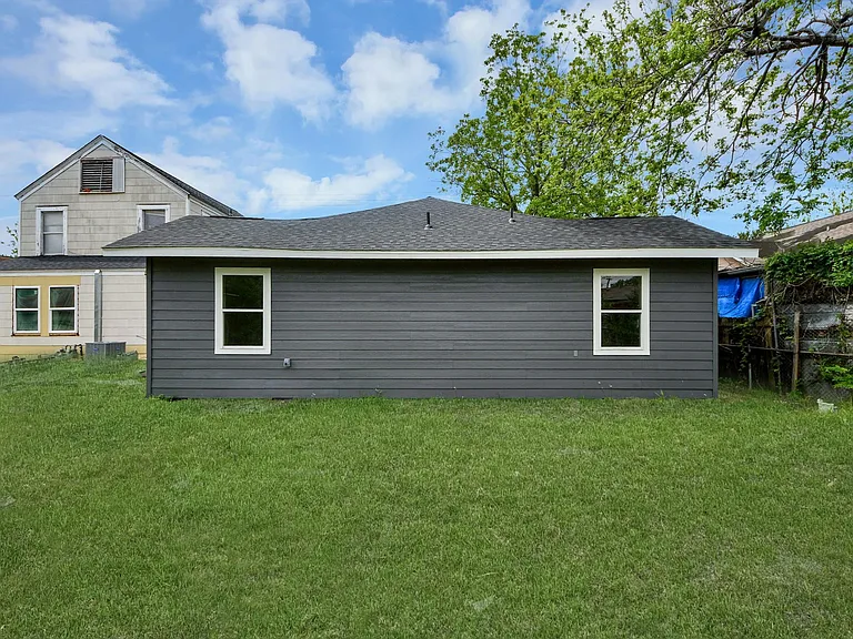 7021 Canal St #A — Photo 27