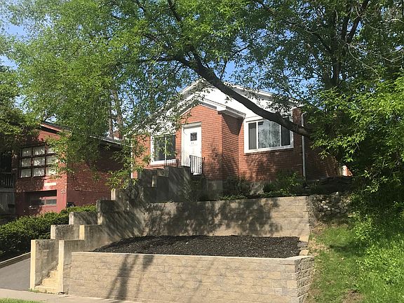2nd image of 55 Glenwood St