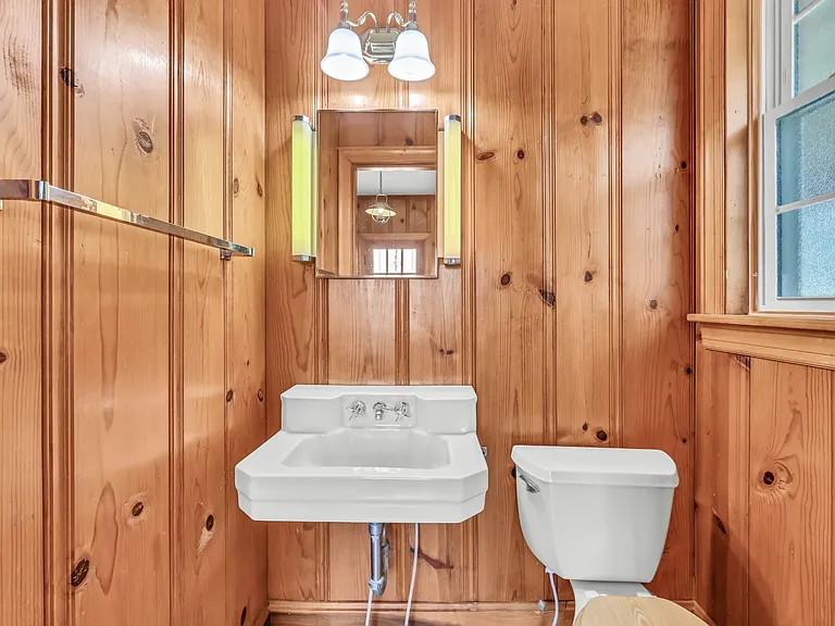 217 E Meadow Cir — Photo 25