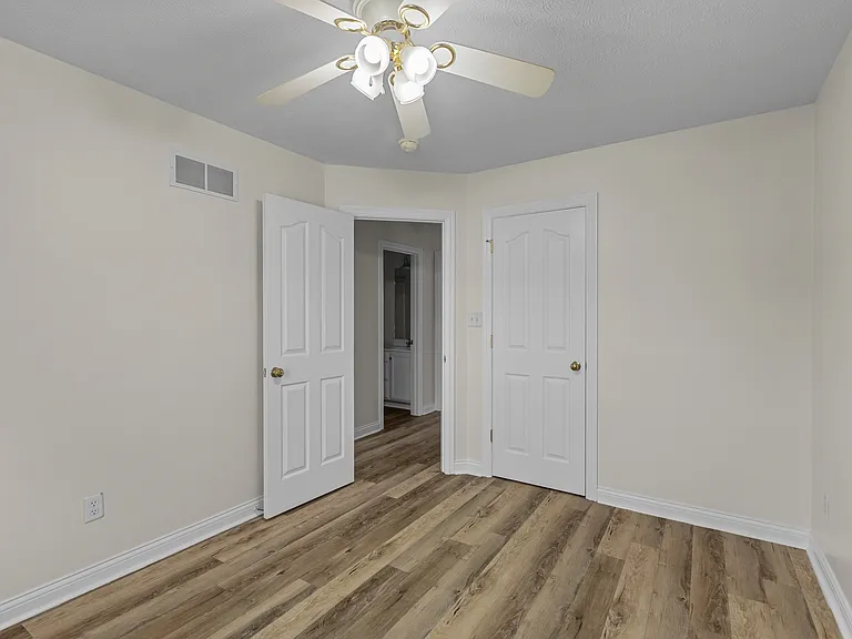 261 Palmer Dr — Photo 19