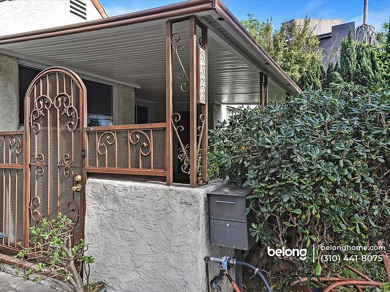 8523 Alcott St — Photo 3