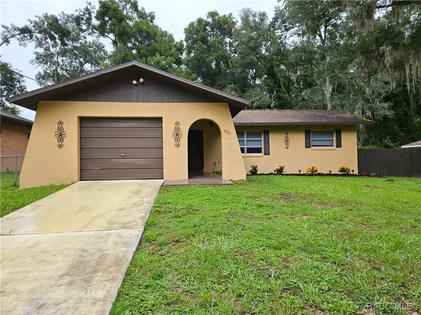 200 Daisy Ln, Inverness, FL 34452
