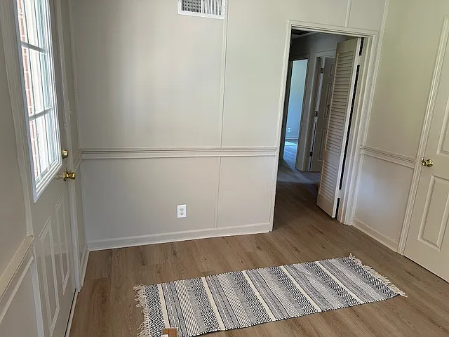 2 bed, 1.5 bath, 1450 sqft, $1,900 — Photo 2