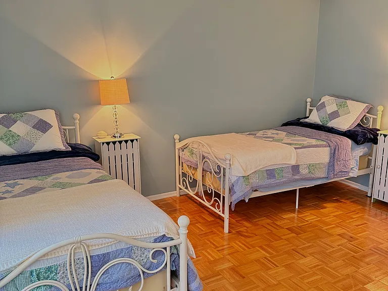 2302 Wyndam Dr — Photo 7