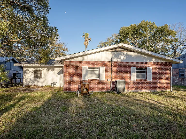 807 Market St — Photo 28