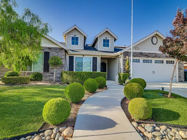 9508 Mountain Aspen Ln, Shafter, CA 93263