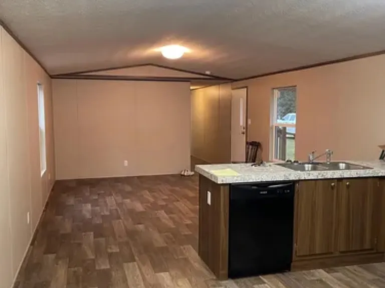 7334 State Highway 135 E — Photo 5