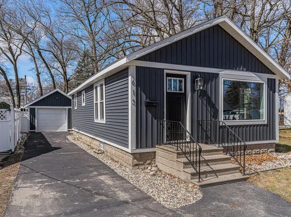 613 Oscar St, Muskegon, MI 49445