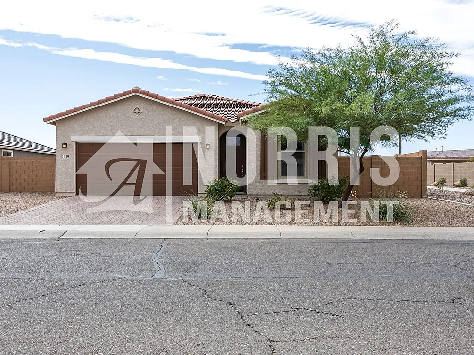 1619 E Jerry Ct