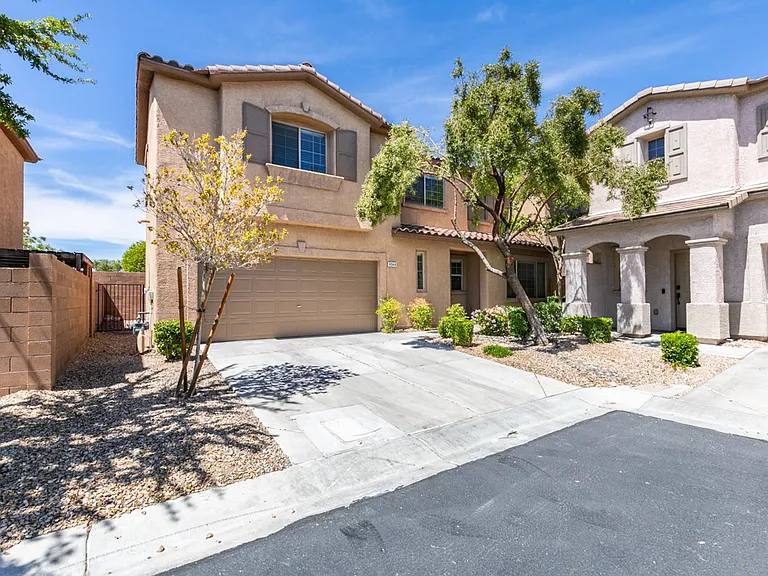 8944 Bandinella Ave — Photo 44