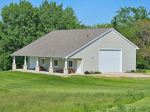 3rd image of 14183 Thomson Rd
